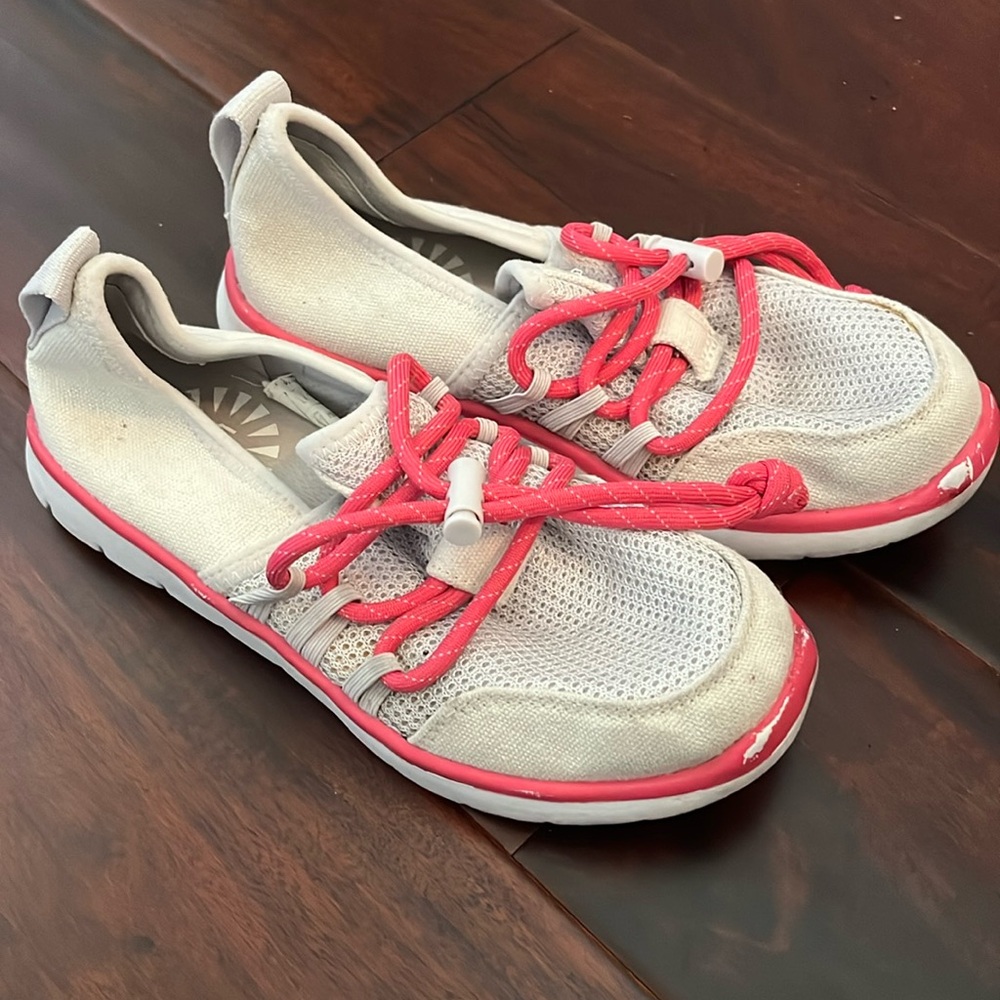 Ugg slip on shoes